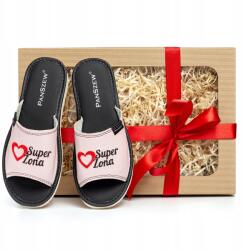 PanSzew Valentin-napi Ajándék Feleségnek Női Papucs Hímzéssel Szuper Feleség