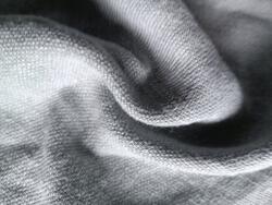  100% lenvászon, galambszürke, 550gr/m2, az ár 0, 5 méterre vonatkozik (423398golembi)