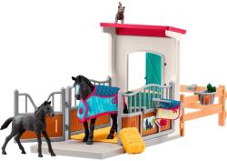 Schleich Figurina Schleich Club horse box with mare and foal (42611) Figurina