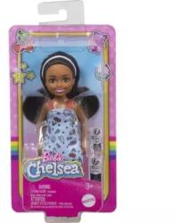 Mattel Barbie Chelsea Club: Barna hajú kislány, kék ruhában