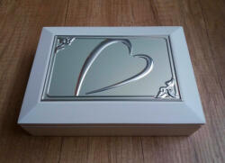  fehér szíves ékszertartó