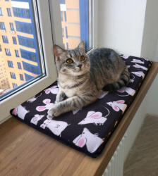 Bertoni Macskaágy párna ablakpárkányra, ablakpárkányra nyomott mintával Egérkék (L-PAR-2)