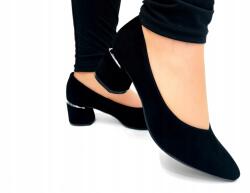  Fekete Alacsony Sarkú Bütyök Cipő 38-AS (1461-wel)