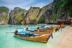 Dimex Vlies Fotótapéta - Boats parking at Maya bay - 375x250 cm (MS-5-2744)