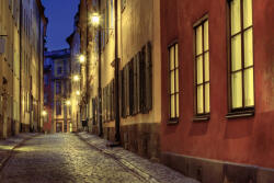 Dimex Vlies Fotótapéta - Old iluminated street - 375x250 cm (MS-5-0715)