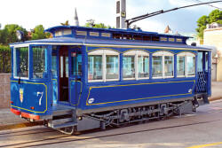 Dimex Vlies Fotótapéta - Old blue tram - 375x250 cm (MS-5-2879)