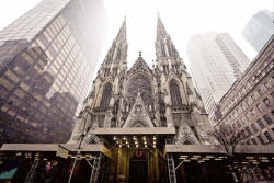 Dimex Vlies Fotótapéta - Cathedral Saint Patrick, New York - 375x250 cm (MS-5-1027)