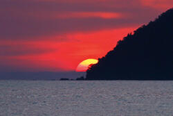 Dimex Vlies Fotótapéta - Island in Malaysia - 375x250 cm (MS-5-3141)