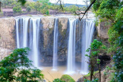 Dimex Vlies Fotótapéta - Natural waterfalls - 375x250 cm (MS-5-3174)