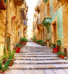 Dimex NARROW STREET IN MALTA fotótapéta, poszter, vlies alapanyag, 225x250 cm (MS-3-0047)
