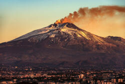 Dimex Vlies Fotótapéta - Etna Volcano - 375x250 cm (MS-5-1923)