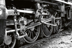 Dimex Vlies Fotótapéta - The train wheels - 375x250 cm (MS-5-2903)