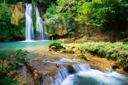Dimex Vlies Fotótapéta - Waterfall in forest - 375x250 cm (MS-5-3162)