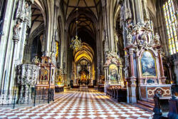 Dimex Vlies Fotótapéta - St. Stephen's cathedrale - 375x250 cm (MS-5-0634)