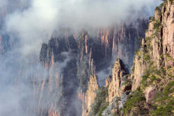 Dimex Vlies Fotótapéta - Clouds above the peaks - 375x250 cm (MS-5-1685)