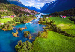 Sverus Fotótapéta Lovatnet lake i Norway, 400 x 260 cm (SV-75713048WM-400X260CM)