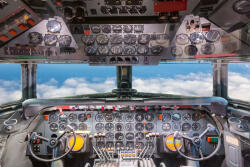 Dimex Vlies Fotótapéta - Airplane cockpit wiev - 375x250 cm (MS-5-2917)