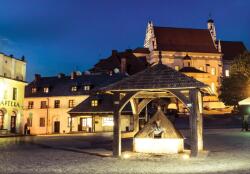 Consalnet Kazimierz régi piactér poszter, fotótapéta, Vlies (416 x 254 cm) (C1-10512VEXXXL)