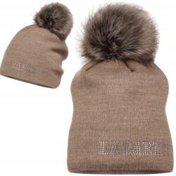  Pomponos Sapka Téli Pompon Labartti Dekoratív Felirat Bézs (LV-5 CIEMNY BEŻ)