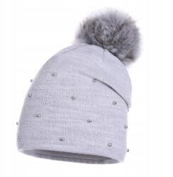 Majka Meleg Téli Sapka Gyöngyökkel És Pomponnal Világos Szürke