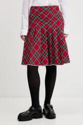 Tommy Jeans szoknya piros, mini, harang alakú, DW0DW22488 - piros S