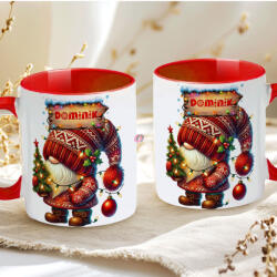 Deconline Crafts Egyedi neves karácsonyi bögre "Piros karácsonyi manó" 330 ml kerámia piros Full HD (DO129203-RED-MUG)