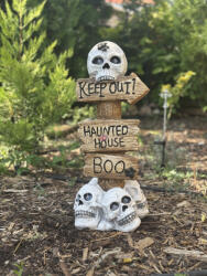 QX-IMP Rémisztő LED-es Halloween Kísértet-Tábla Koponyákkal - 57 cm-es (139859)