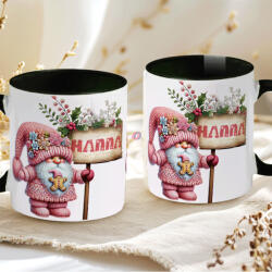 Deconline Crafts Egyedi neves karácsonyi bögre "Rózsaszín karácsonyi manó" 330 ml kerámia fekete Full HD (DO129204-BLACK-MUG)