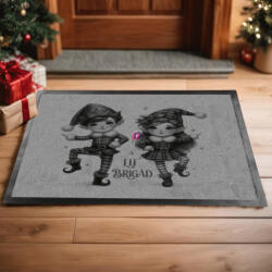Deconline Crafts Karácsonyi Lábtörlő 60X40 cm "Elf Brigád"szürke, fekete (DO129193-doormat-GR)