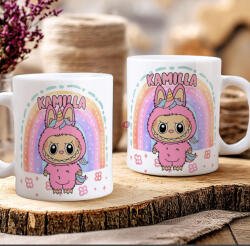 Deconline Crafts Egyedi neves "Labubu Rainbow" bögre személyre szabható fehér (DO69364-CERAMIC-MUG)