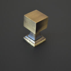 Ferretto handles 153741804 Négyszögletű, fém bútorgomb, antikolt bronz színű, 20 x 20 mm (153741804)