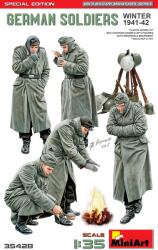 MiniArt Models 1/35 Német katonák 1941-42 tél katonai figura modell készlet (MI35428)