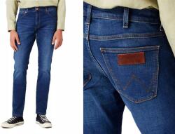 Wrangler Larston férfi farmernadrág, szűkített szárú, csípő fazon, W40 L32 (W18SCJ027)