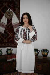 Ie traditionala Rochie traditionala Sandica