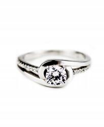  Ezüst eljegyzési gyűrű cirkóniával, 54-es méret F002