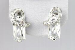  Ezüst fülbevaló téglalap alakú cirkóniákkal F163