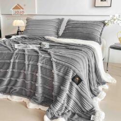Jojo Home Patura cocolino cu blanita alba 200x230cm, cu fermoar, doua fete de perna 50x70cm, gri deschis- F135 (F135) Patura