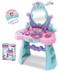  Asztalt terít (SK21X-937)