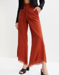 Bonprix Lenvászon Nadrág ROJTOKKAL__38