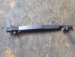 Opel OE Lökhárító Sárvédő Bal Első Opel Astra IV 13368874 8451