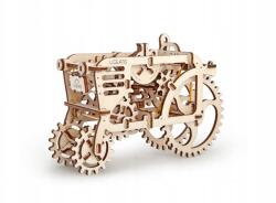 UGears Fa traktor mechanikus 3D összecsukható modell (70003)