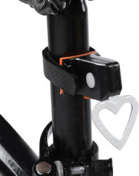  Kerékpár Lámpa Hátsó Led Kerékpár Világítás Hátsó 7CM (TYLNE ŚWIATŁO ROWEROWE LED 7CM)