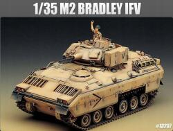 Academy 13237-es tank modellkészlet M2 Bradley Ifv (1: 35) (ACA 13237)
