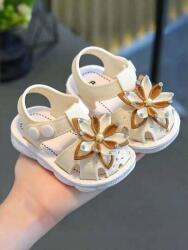 Shein Világos Virággal Díszített Szandál (16)