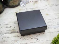 R. M. ékszer Ajándékdoboz fekete M (3588-RM)