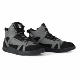 W-TEC Motoros csizma W-TEC Milwook, megerősített területek, fűzős rögzítés, fém fűzőlyukak, ergonomikus talpbetét, fényvisszaverő elem, csúszásmentes talp szürke-fekete 47 (29471-47)