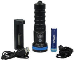 XTAR D30 1600 SET búvárlámpa 100m vízálló, 1600lm+MC1 töltő+26650 akku (XTAR-D30)