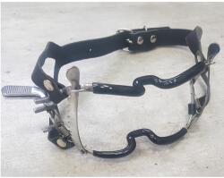  Rugós szájpecek Bőr pánttal - szexshop