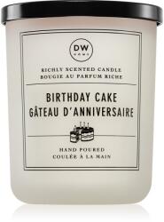 DW HOME Signature Birthday Cake lumânare parfumată 433 g