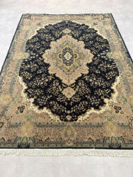 Nílus Vintage Perzsa szőnyeg (44) Isfahan fekete arany 250x350cm